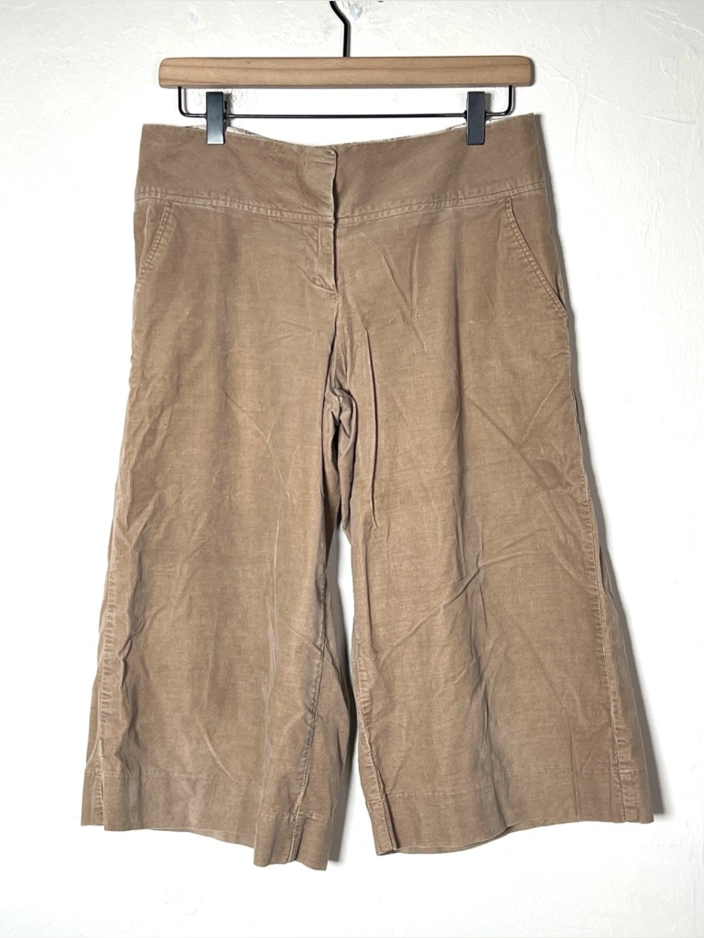 Tracy Evens brown tan corduroy wide leg Capri pants size 7 B143